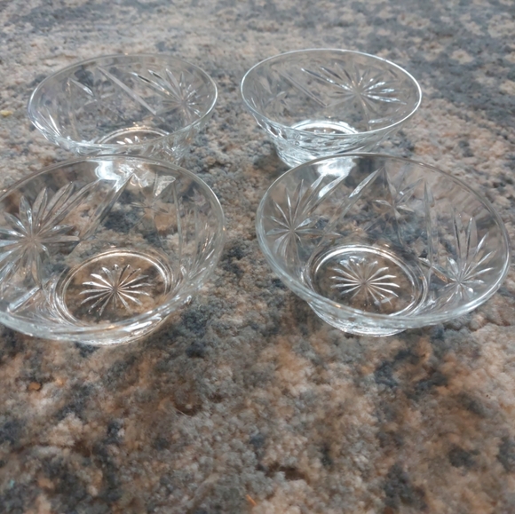 Set Of 38 VTG 1960 Anchor Hocking EAPC Star of David Cups/Saucers/Dishes Etc - Picture 5 of 13